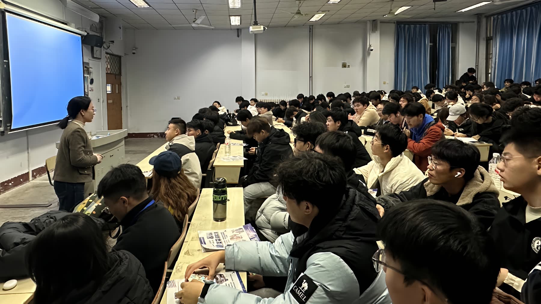 途洋教育高校宣讲现场